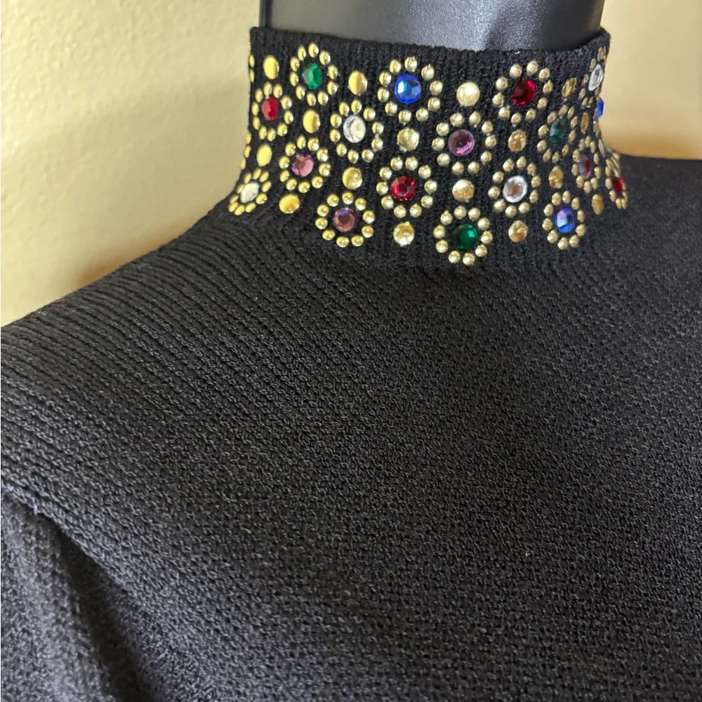 Vintage St.John Santana Knit Black Embellished Dress Jeweled Collar Size 4 - Picture 9 of 16